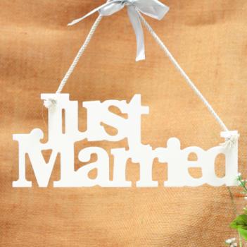 Holz-Schriftzug "Just Married"